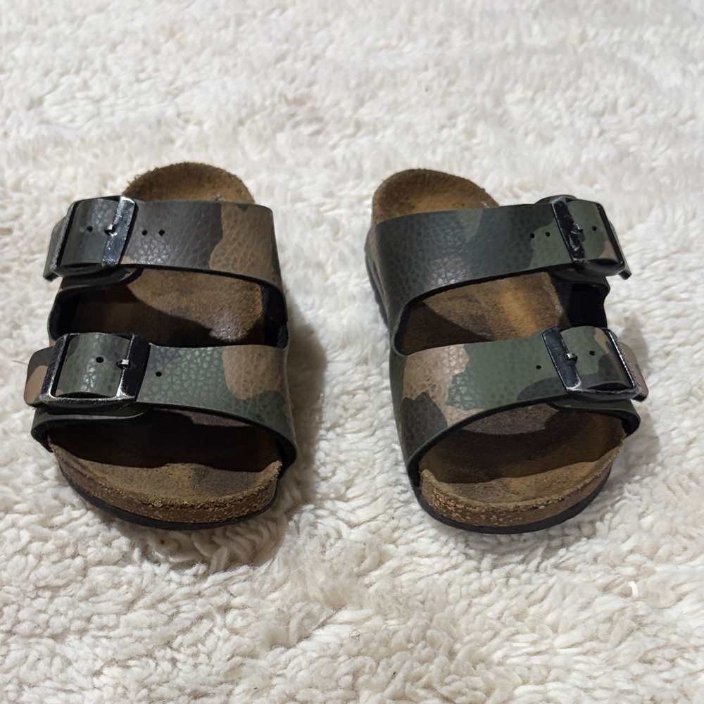 Birkenstock Kids Camouflage Sandals Size 26 (Size 8-8.5)